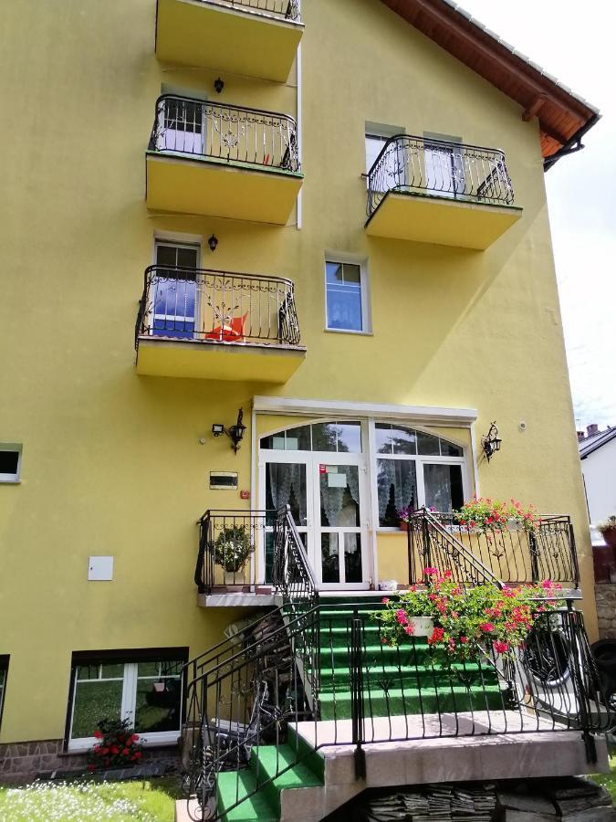 Pasja Bed & Breakfast Swieradow-Zdroj Bagian luar foto