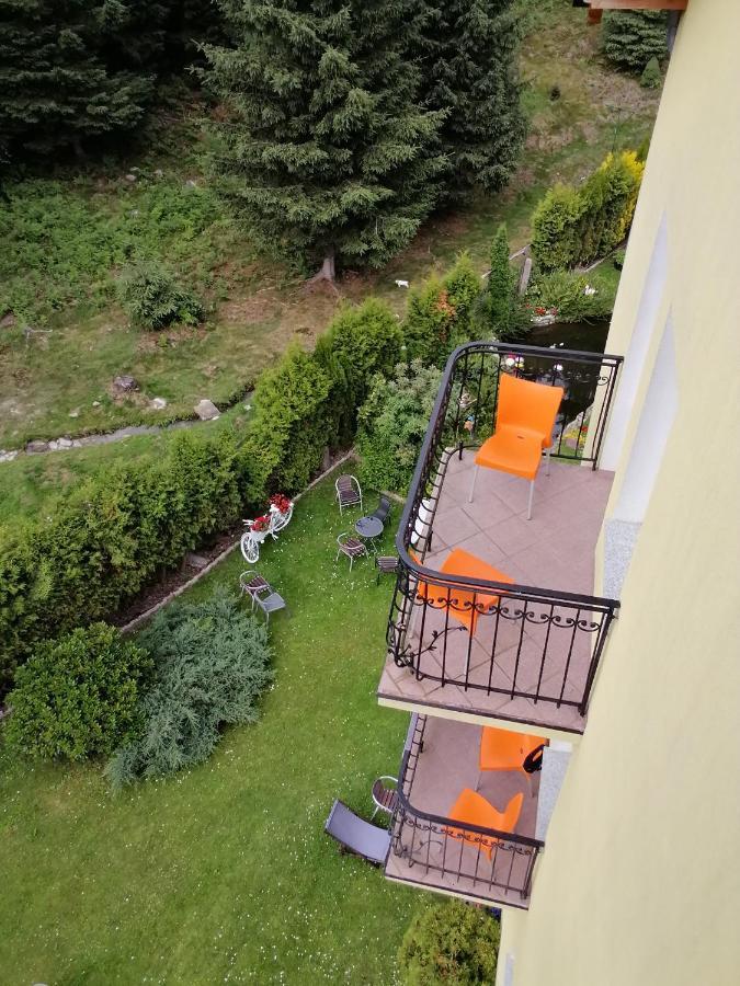 Pasja Bed & Breakfast Swieradow-Zdroj Bagian luar foto
