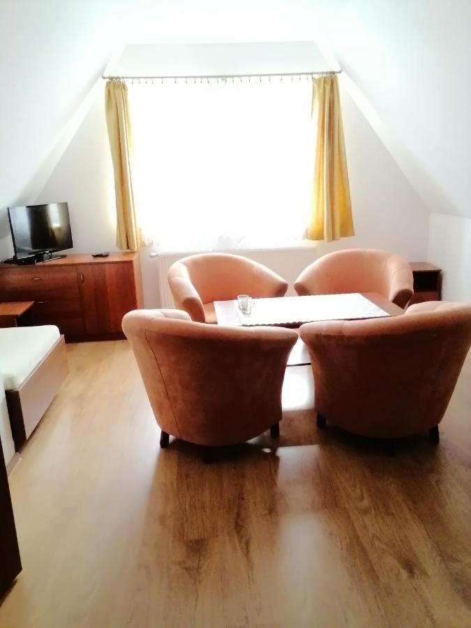 Pasja Bed & Breakfast Swieradow-Zdroj Bagian luar foto
